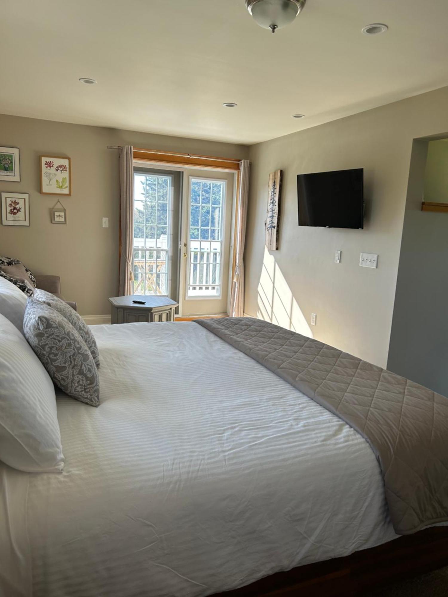 Tides Inn Guest Suites Halls Harbour Εξωτερικό φωτογραφία